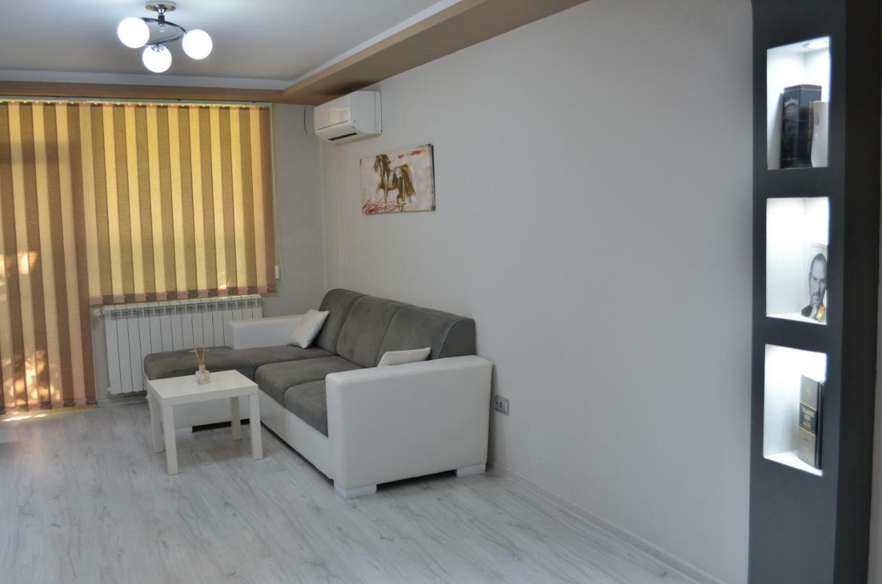 Luxury Apartment Near Varna, Located In Targovishte Eksteriør billede